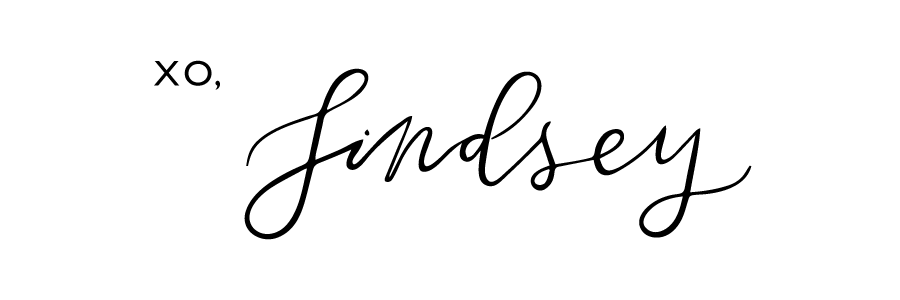 lindsey-signature font preview - main display